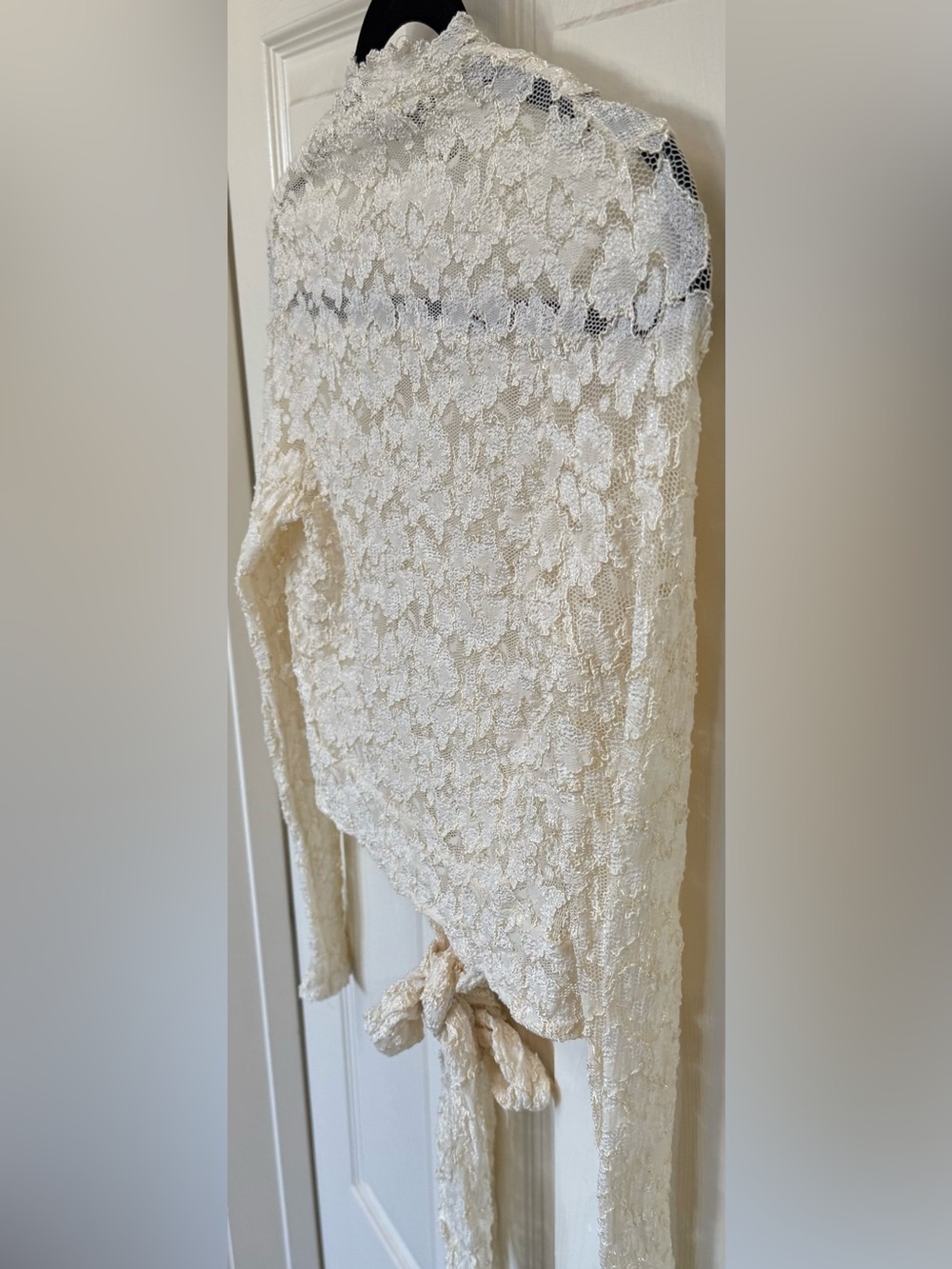 Y2K Vintage Moda International Ivory Lace Tie Front Cardigan — Small — USA - Picture 8 of 14